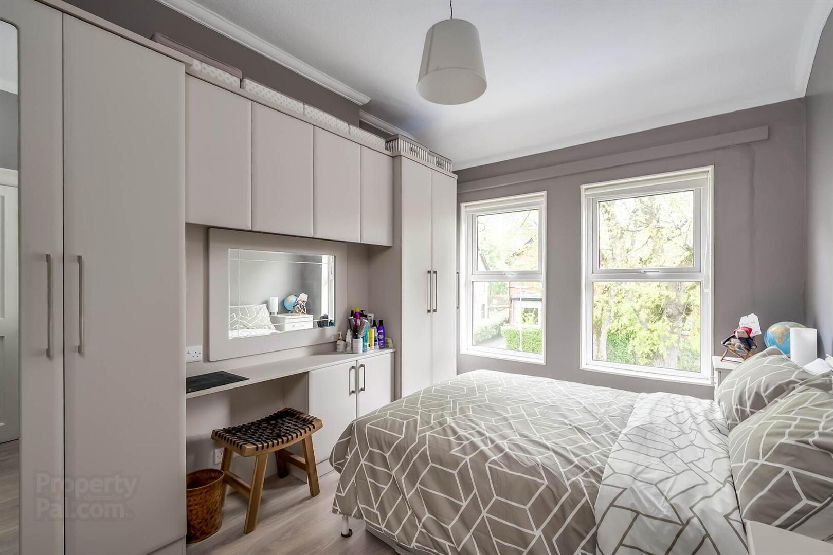 61 Martinez Avenue 22 of 34