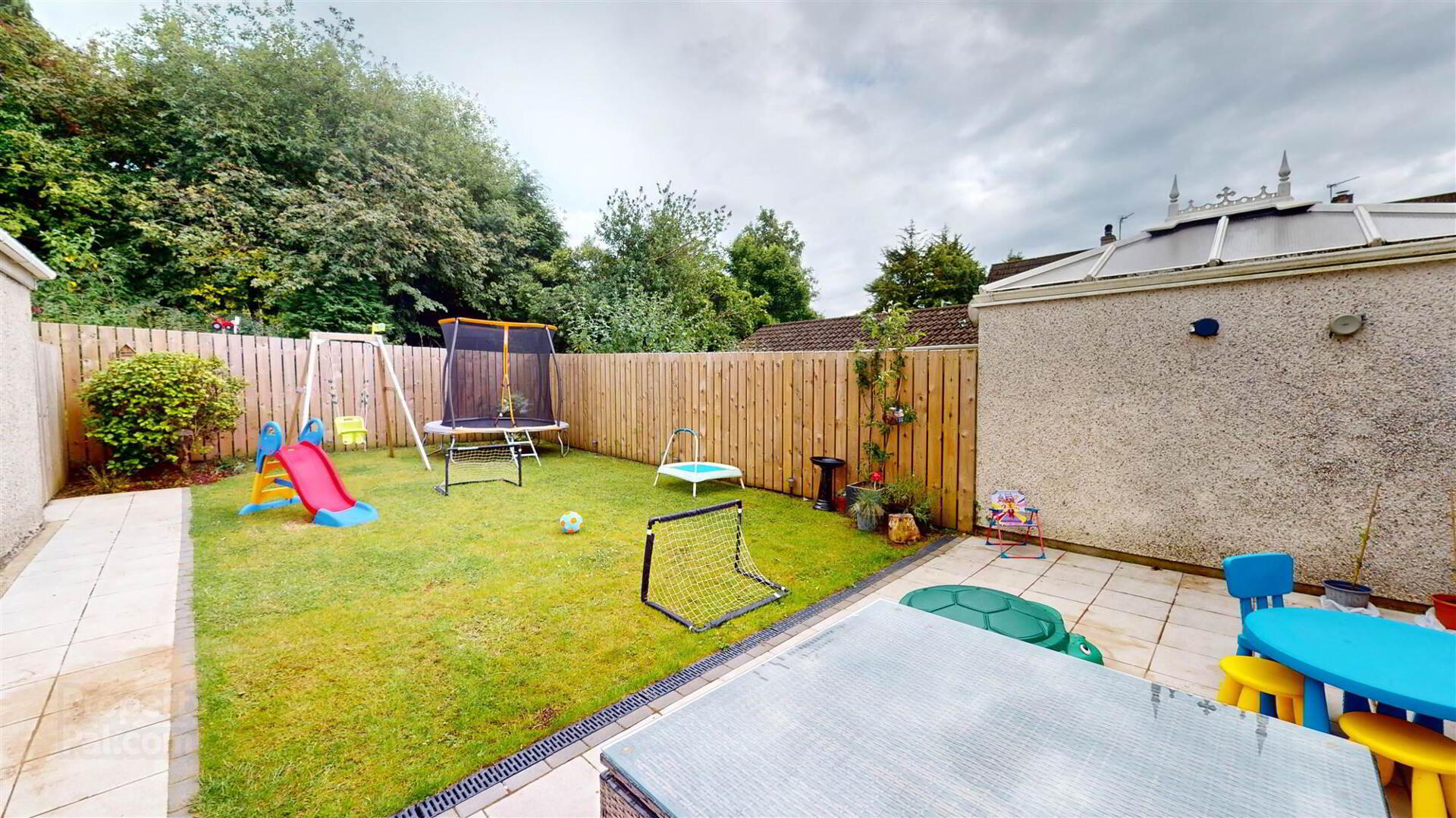 4 Landor Park 22 of 23