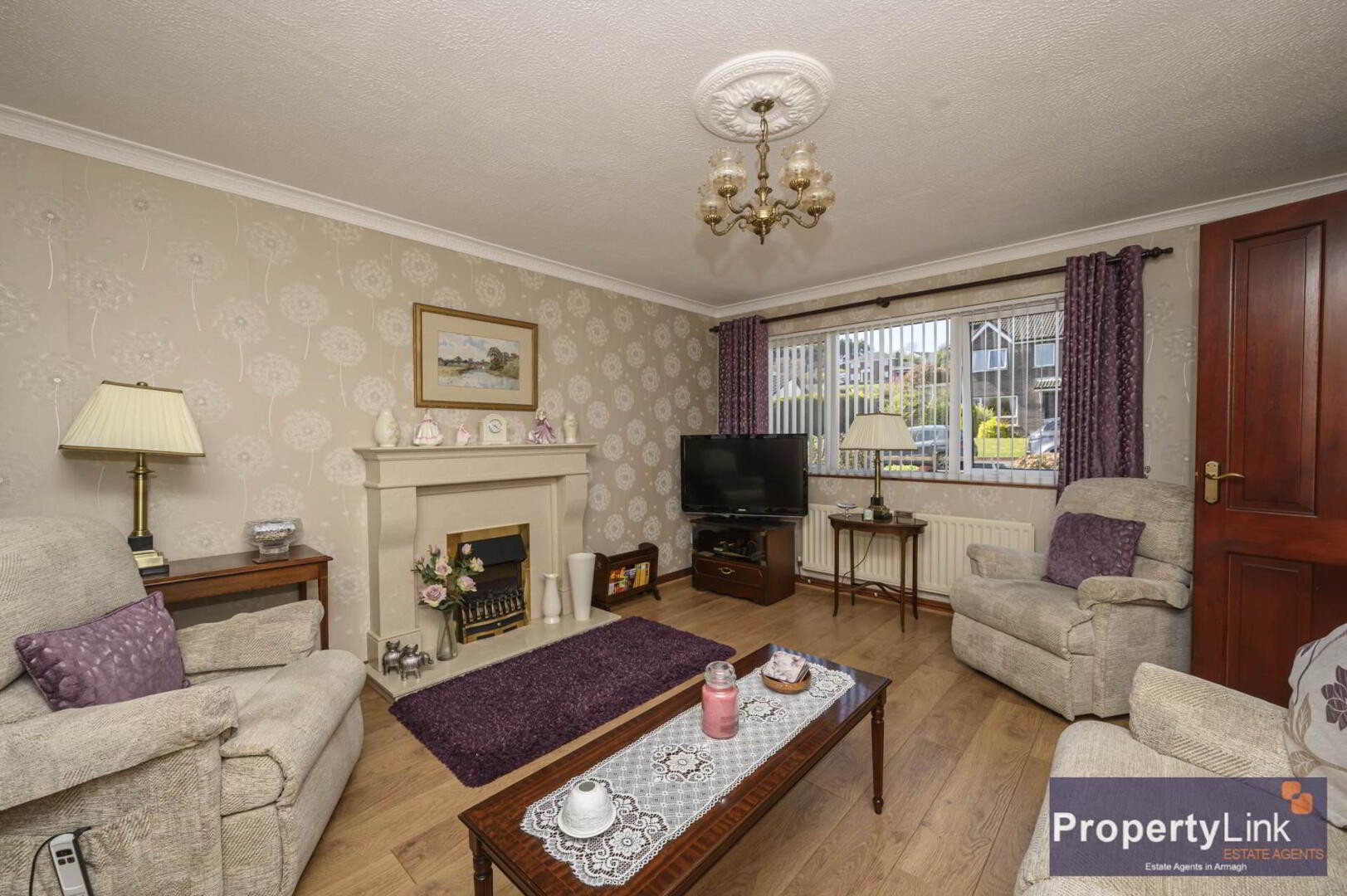 1 Mellifont Drive 3 of 19