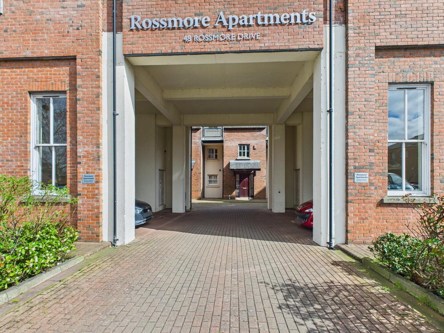 48 Rossmore Drive 2 of 11