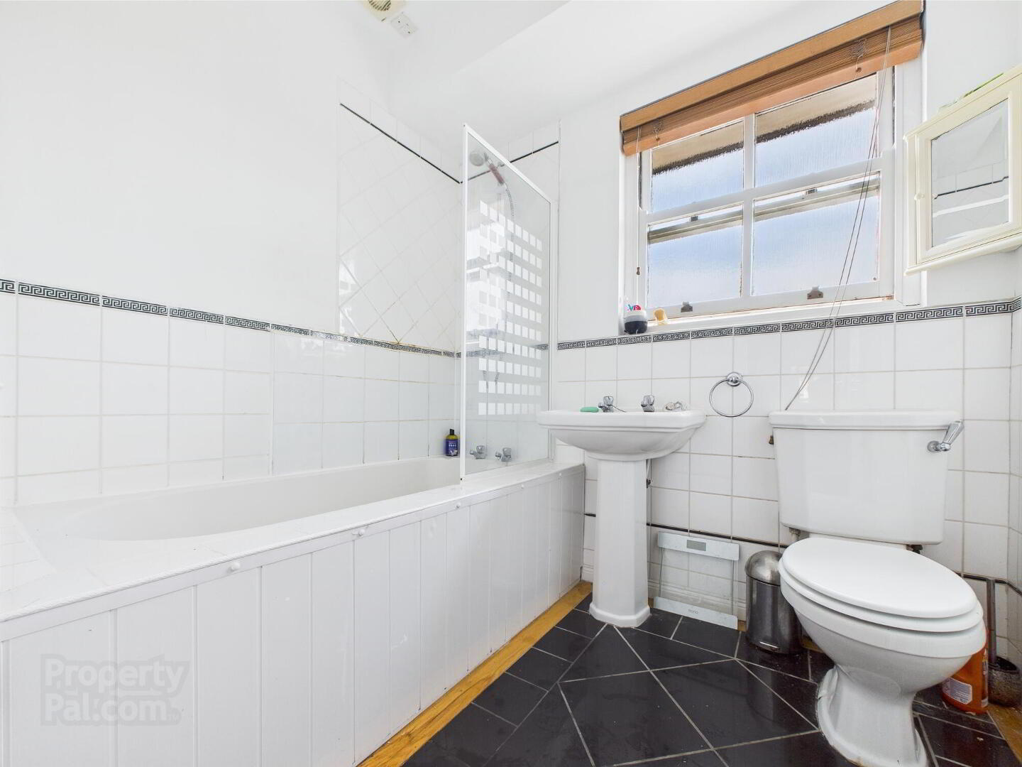 48 Rossmore Drive 10 of 11
