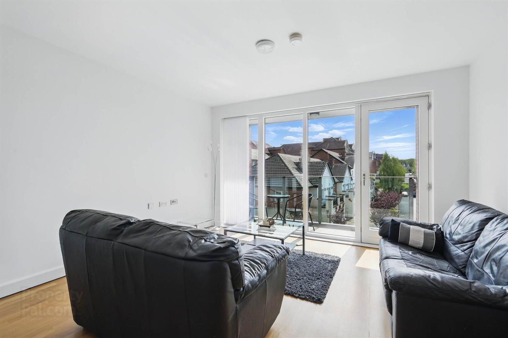 Apt 24 The Stern Building, 37 Annadale Embankment 8 of 22