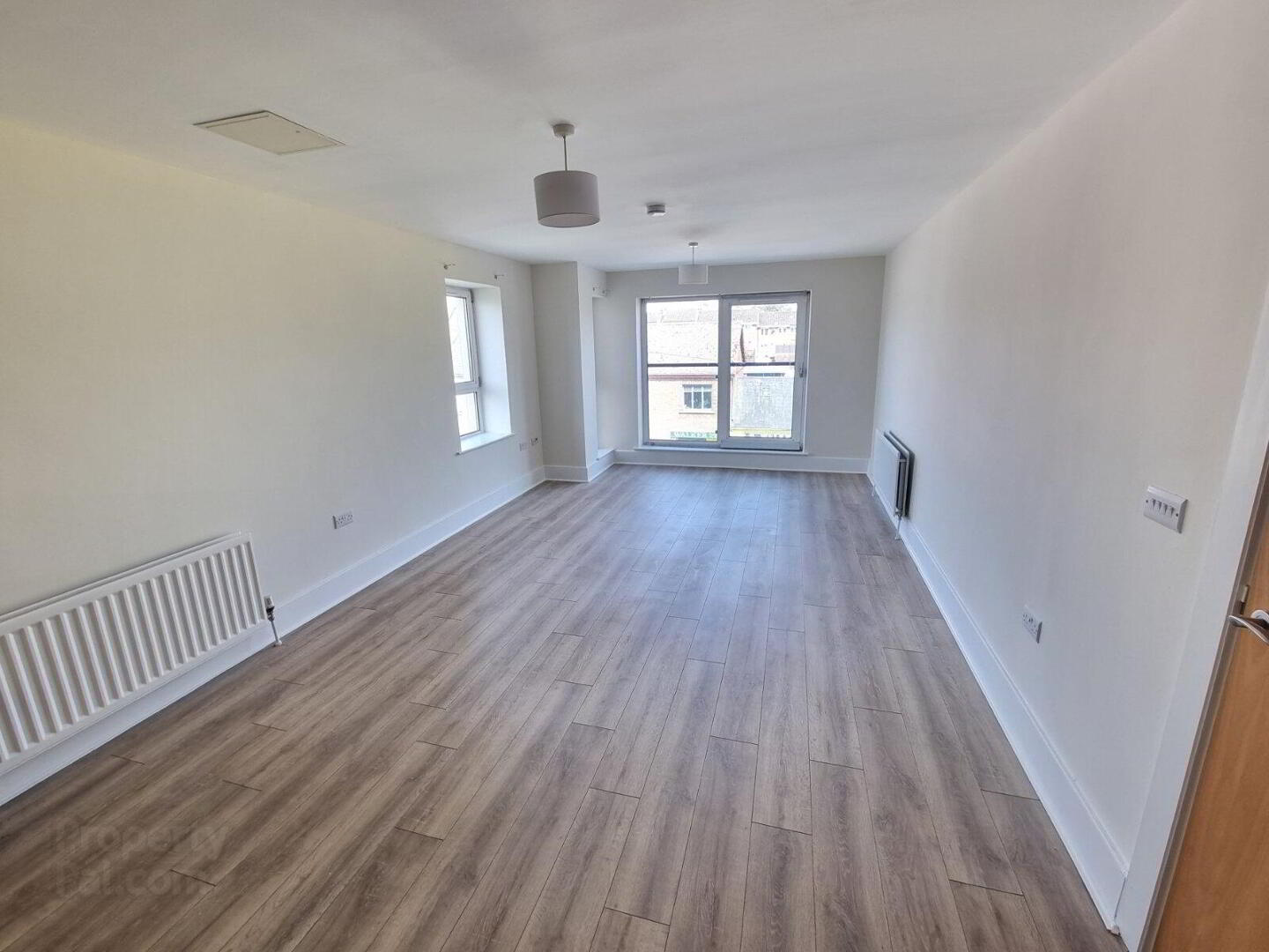 property description image