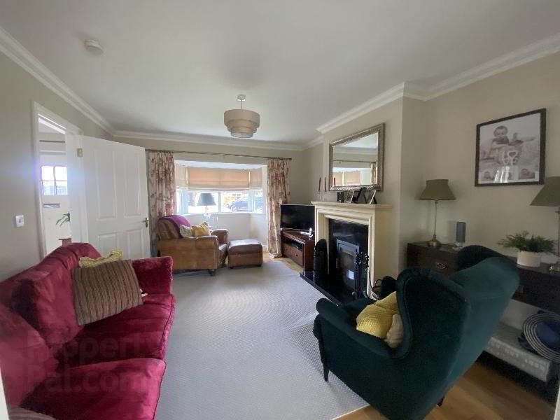24 Ashfield Manor 6 of 21