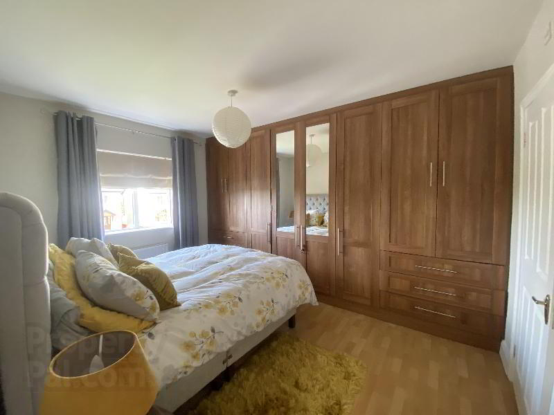 24 Ashfield Manor 14 of 21