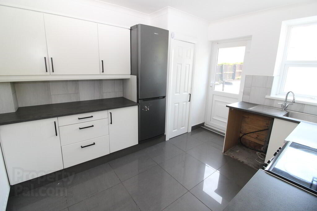 96 Princes Crescent 6 of 16