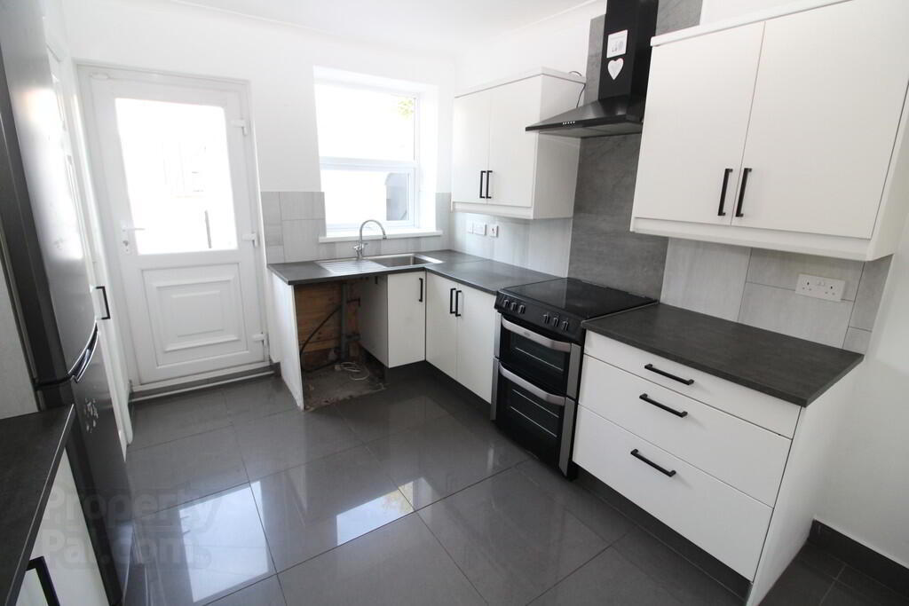 96 Princes Crescent 5 of 16