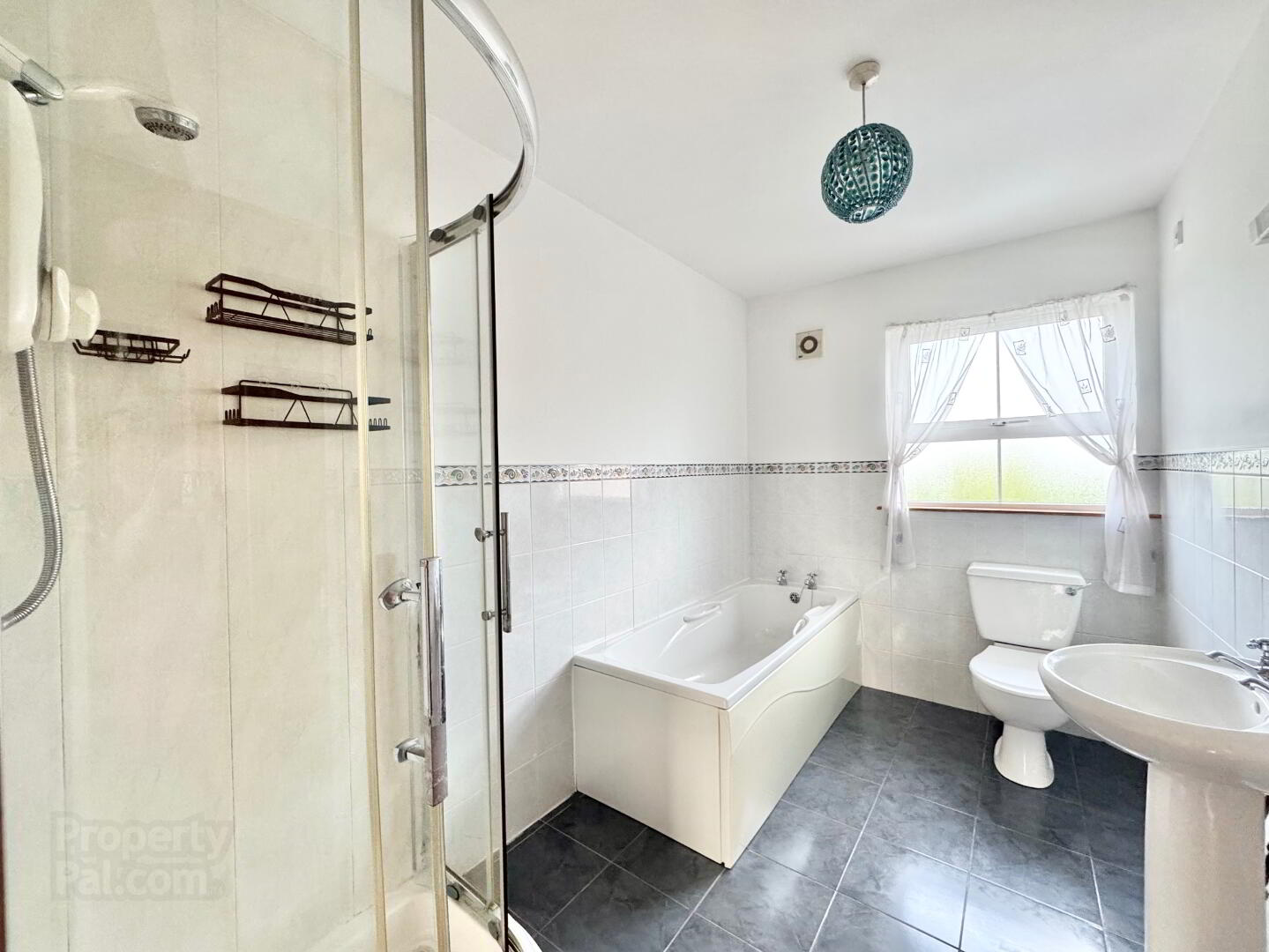 18 Slieveard Rise 13 of 16