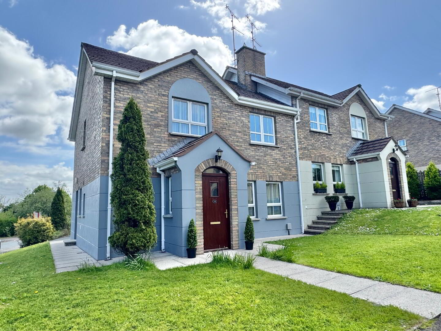 18 Slieveard Rise 1 of 16