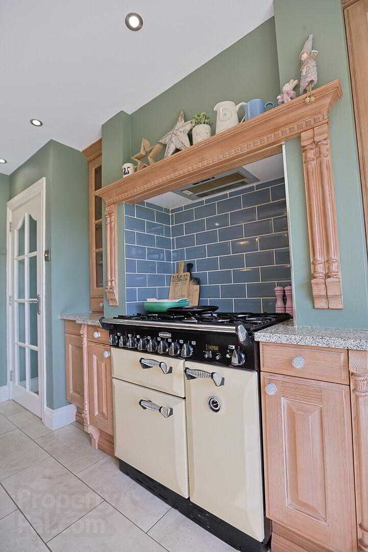 Mossvale House, 20 Hillsborough Road 36 of 119