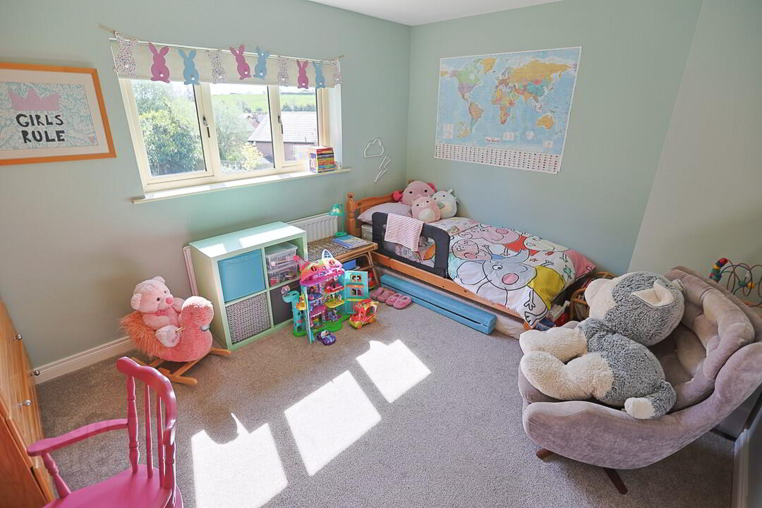 Mossvale House, 20 Hillsborough Road 77 of 119