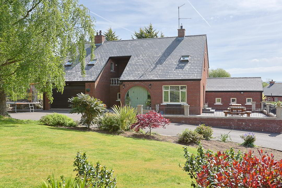 Mossvale House, 20 Hillsborough Road 2 of 119