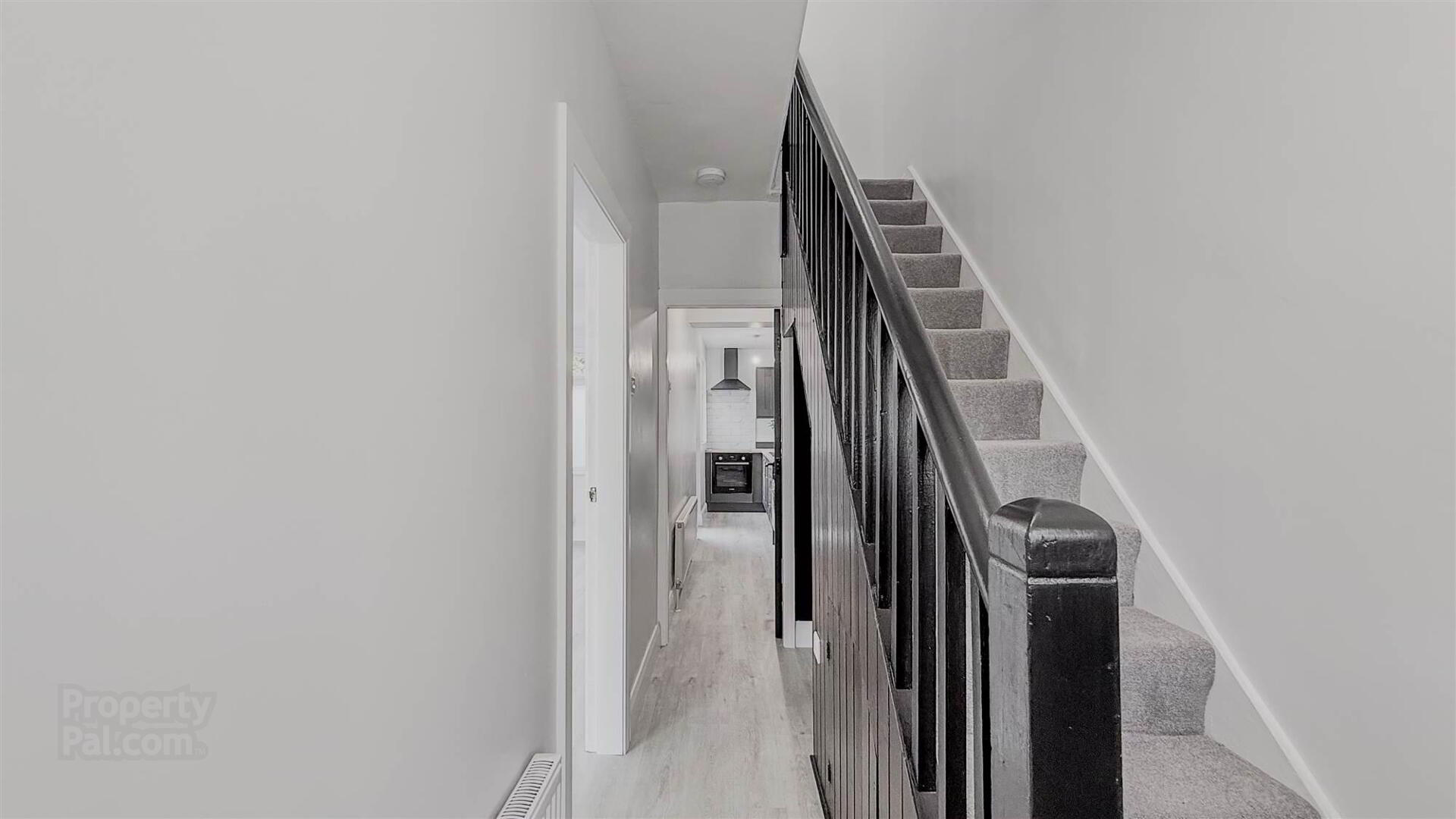 44 Strandburn Street 3 of 22