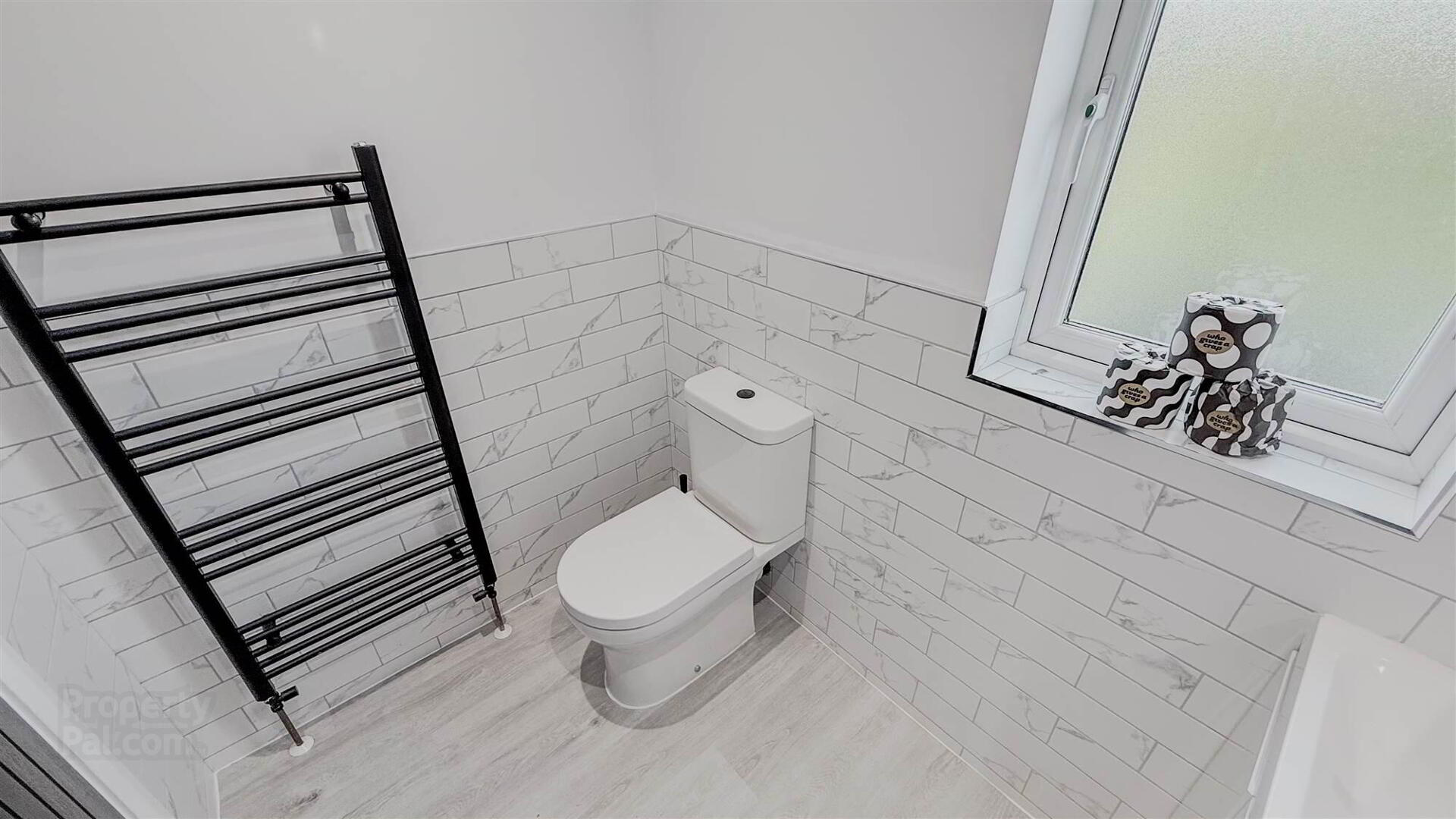 44 Strandburn Street 22 of 22