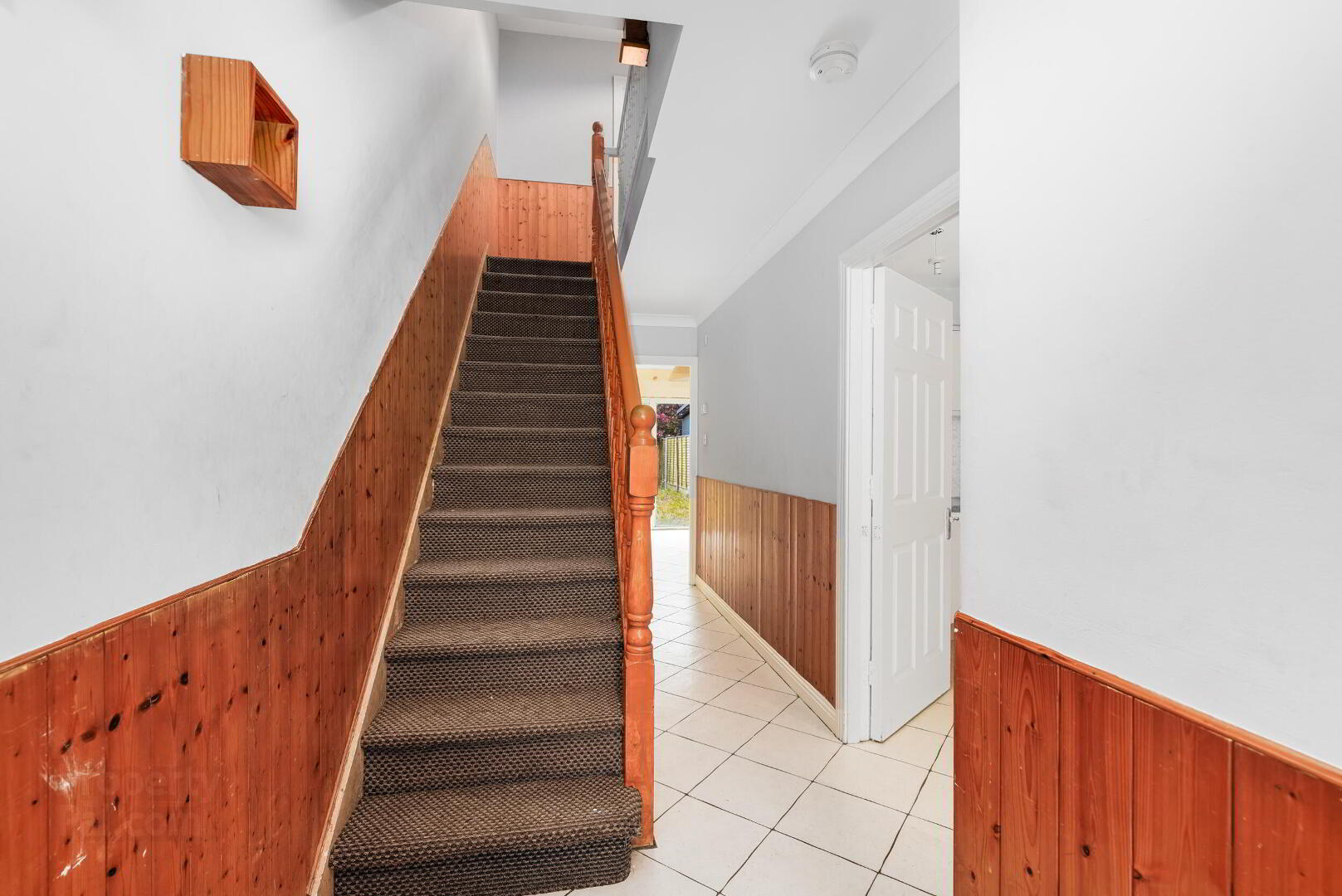 property description image