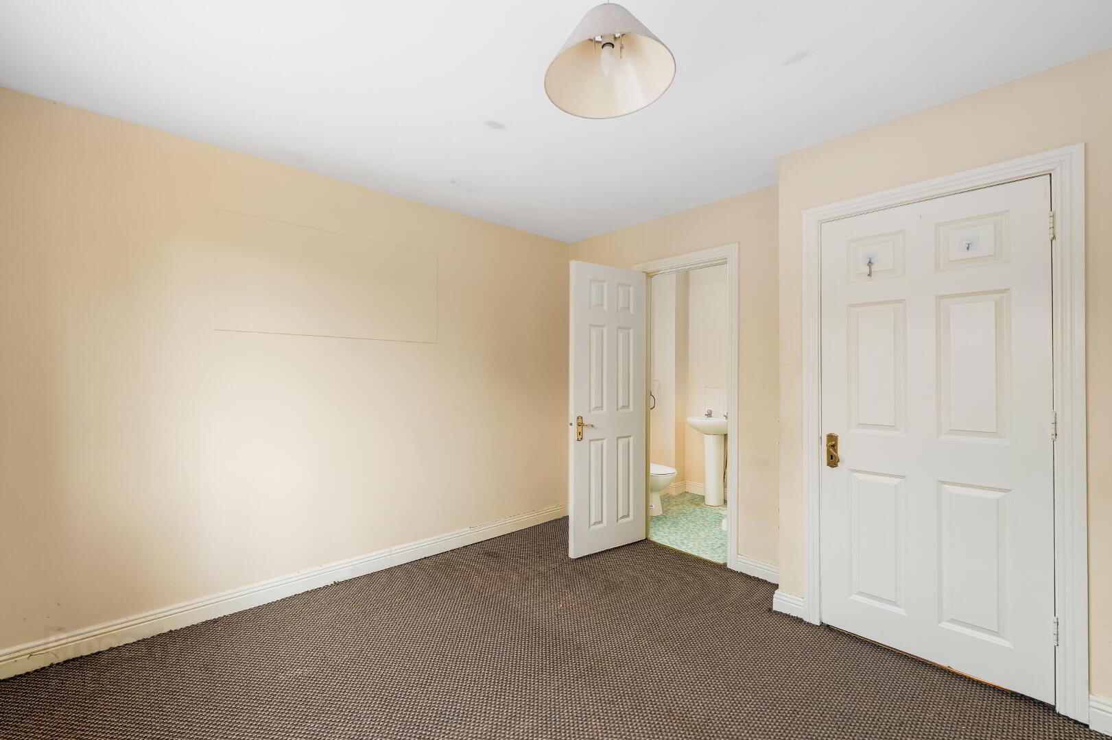 17 Moylaragh Avenue 13 of 22