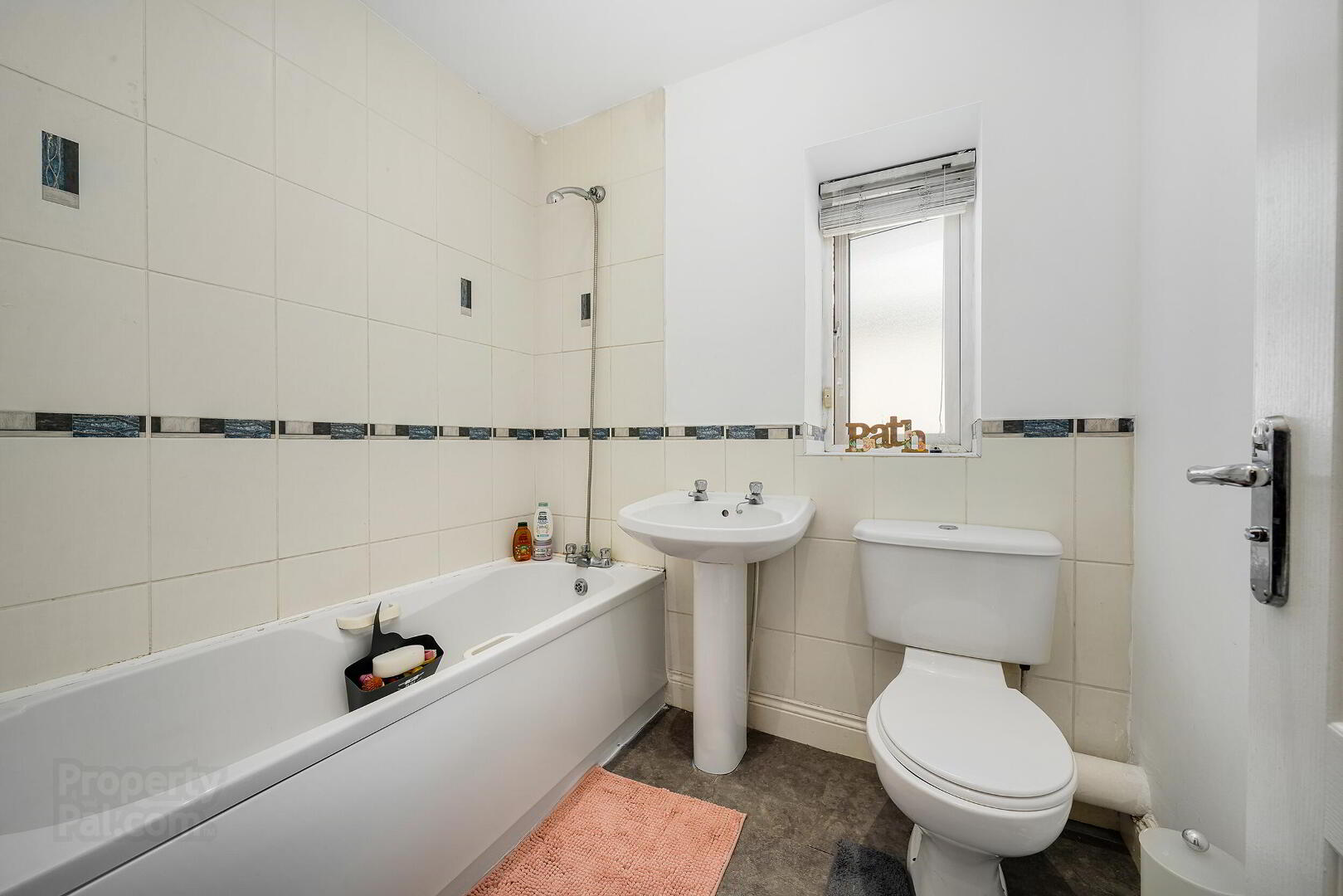70 Lanesborough Square 27 of 27