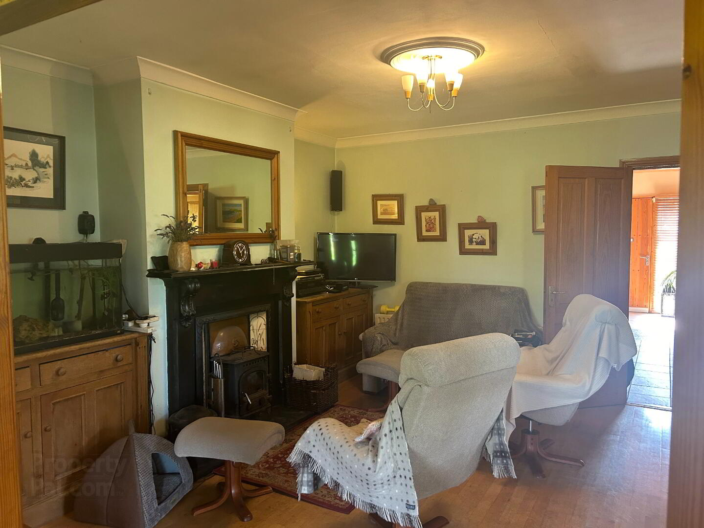 Edenwood, Big Street 6 of 21