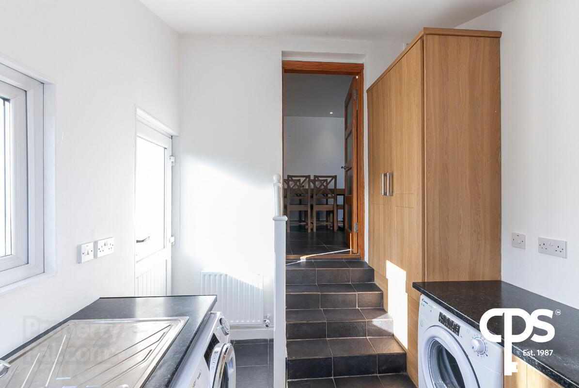 4 Mountfield Drive 19 of 24