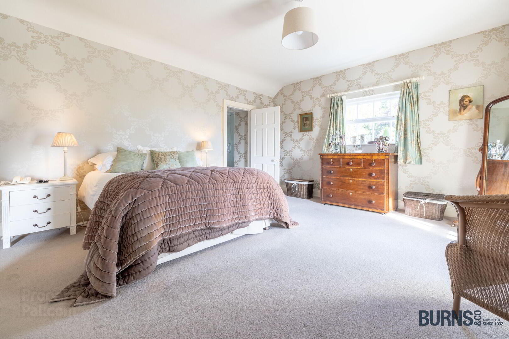 BALLYRONAN HOUSE, 133 Shore Road 17 of 42