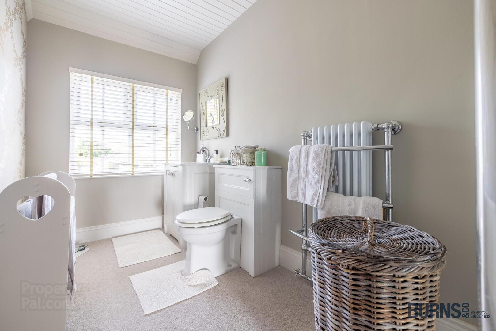 BALLYRONAN HOUSE, 133 Shore Road 19 of 42