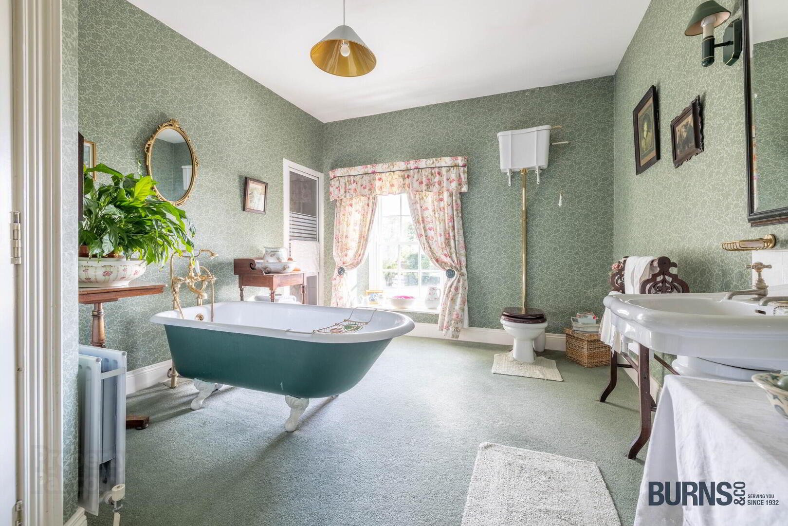 BALLYRONAN HOUSE, 133 Shore Road 15 of 42