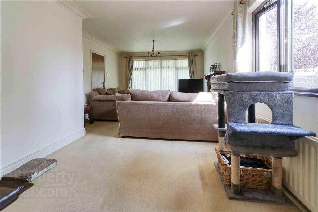 47b Halfpenny Gate Road 6 of 22