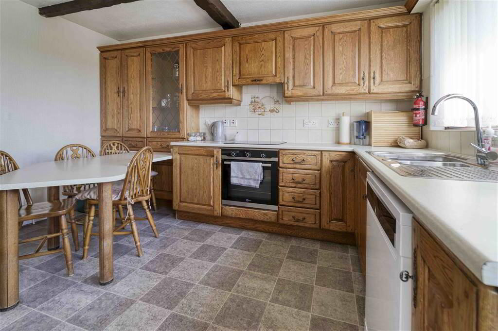 47b Halfpenny Gate Road 10 of 22