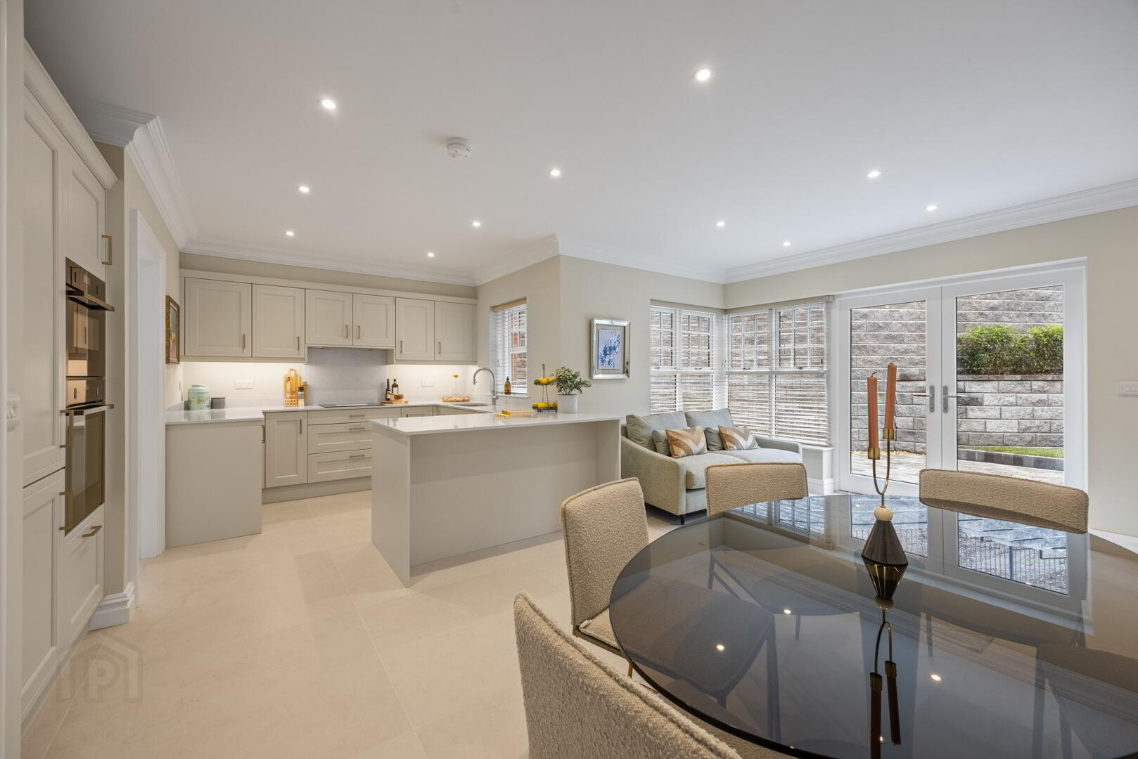 Site 4 The Aldgate 12 of 50