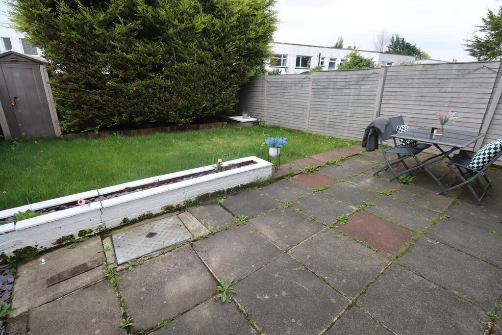35b Kings Avenue 14 of 14