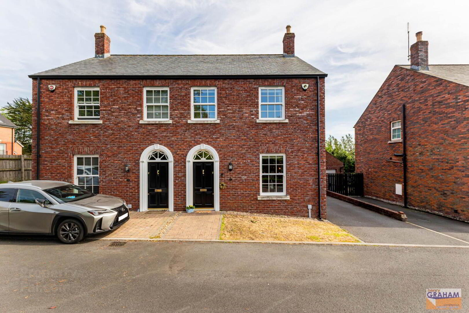 property description image