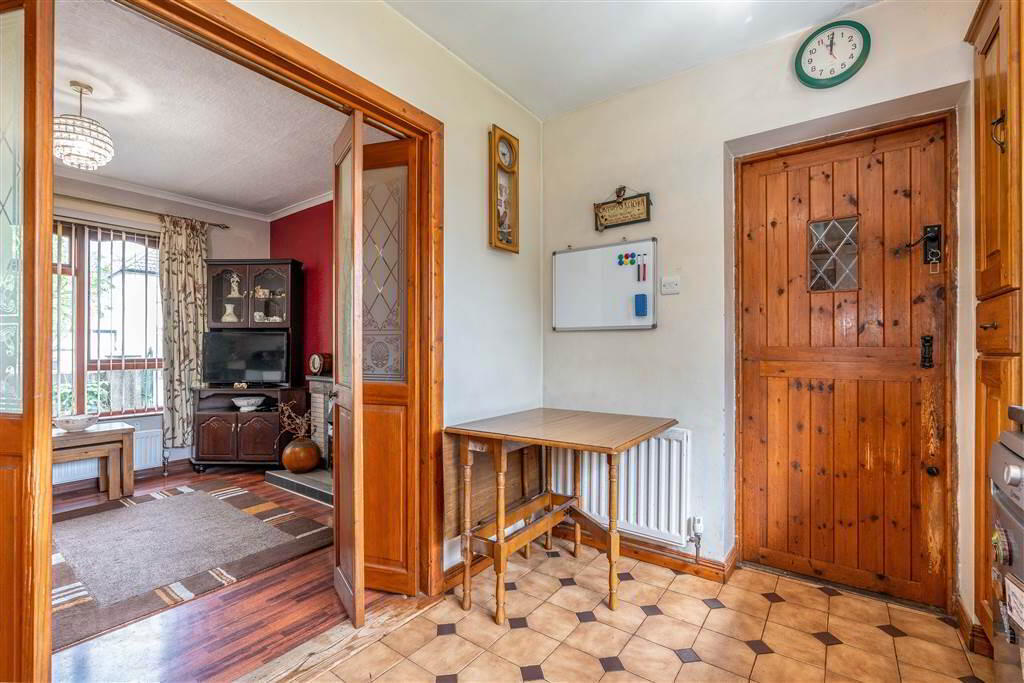 2 Brigadie Avenue 16 of 35