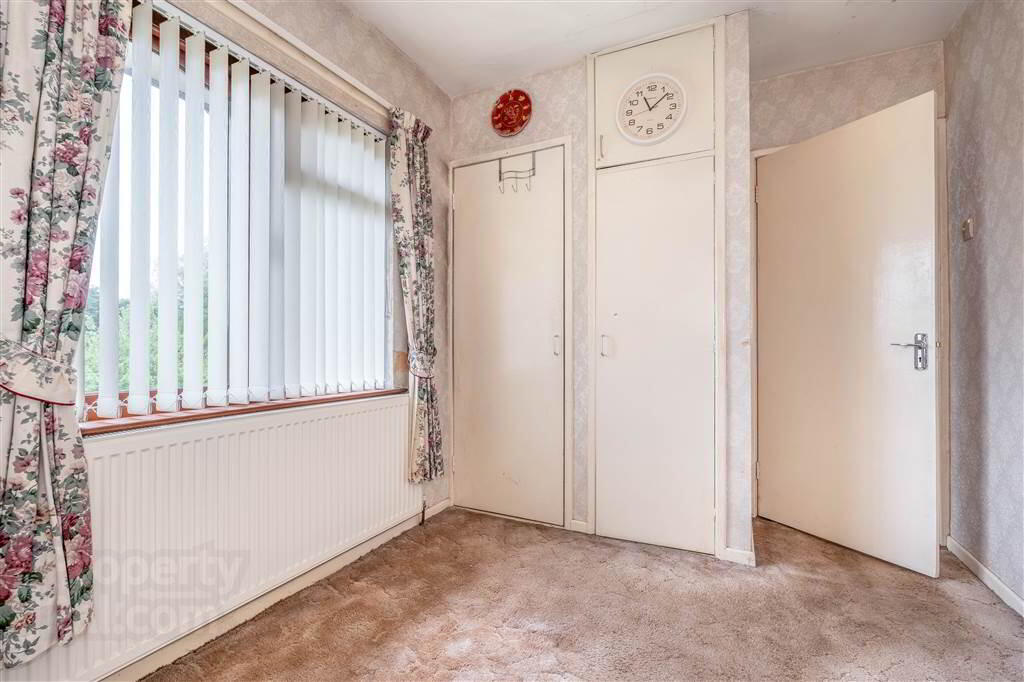2 Brigadie Avenue 25 of 35