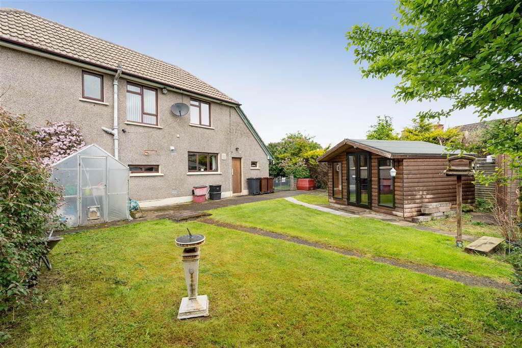 2 Brigadie Avenue 35 of 35