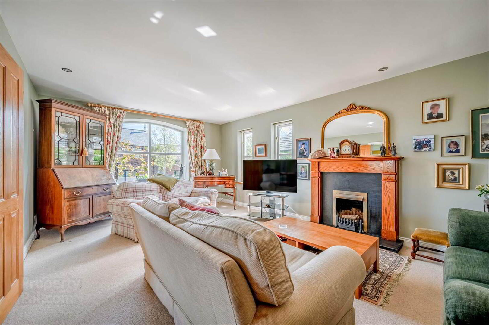 10 Stockbridge Road 8 of 29