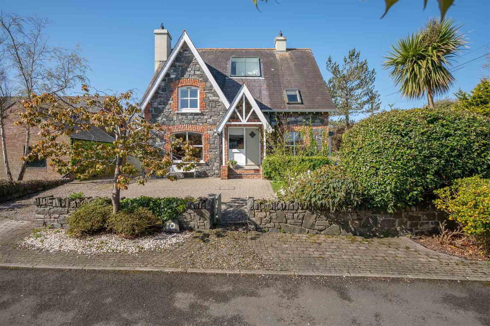 10 Stockbridge Road 1 of 29
