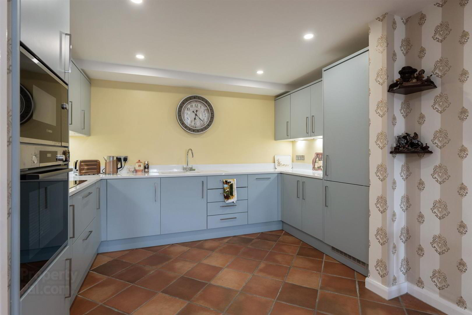 Apt 1 Ballyholme View, 262 Seacliff Road 14 of 24