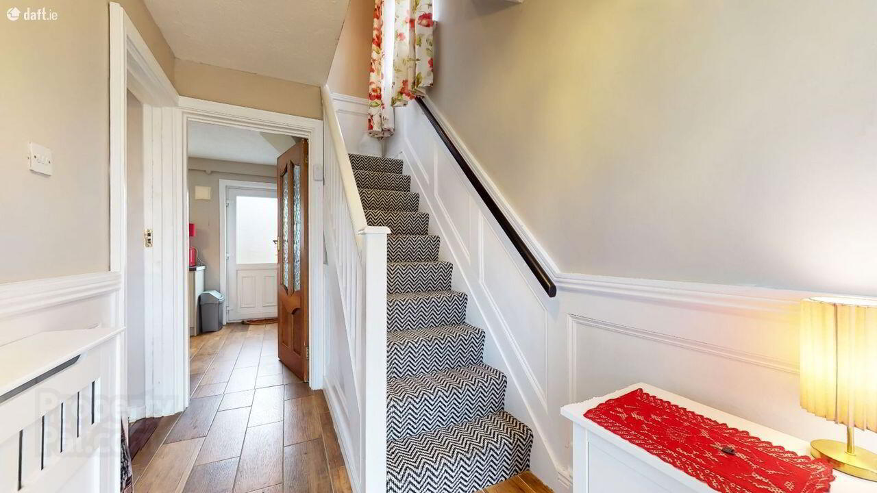 31 Glasmore Park 4 of 23