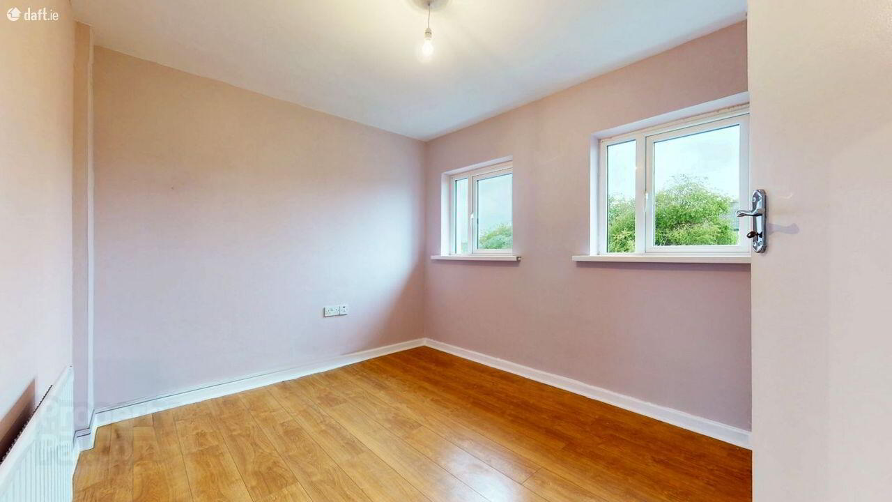 31 Glasmore Park 16 of 23