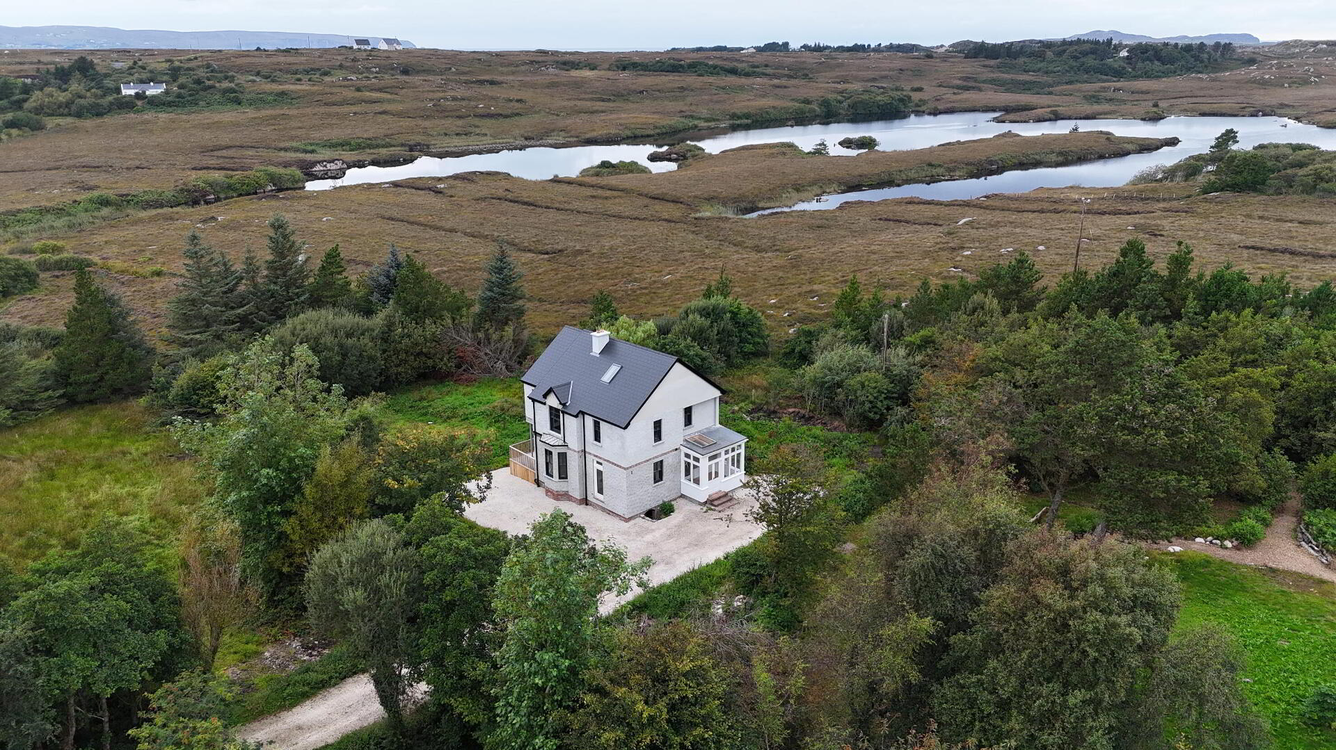 House On, C. 7 Acres Belcruit Mountain 3 of 41