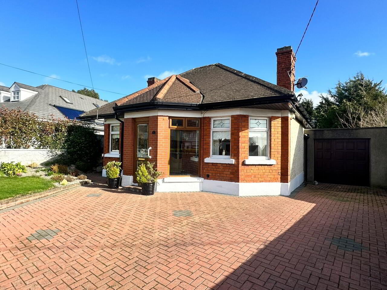 1 Grove Road 1 of 17