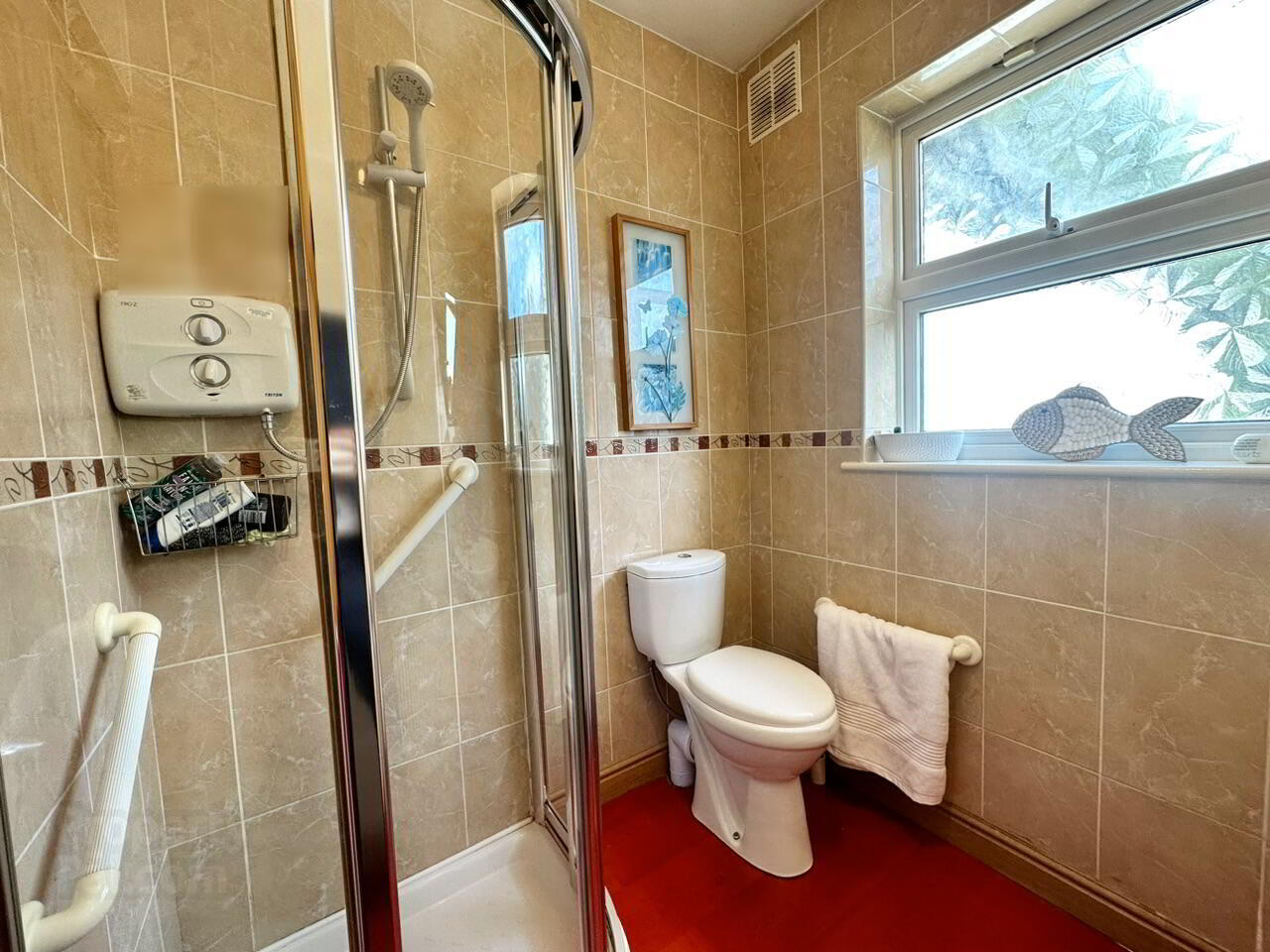 1 Grove Road 14 of 17