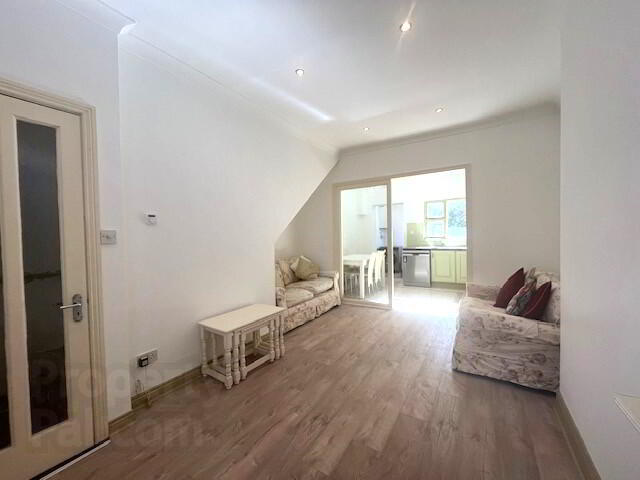 Greenore Terrace 6 of 17