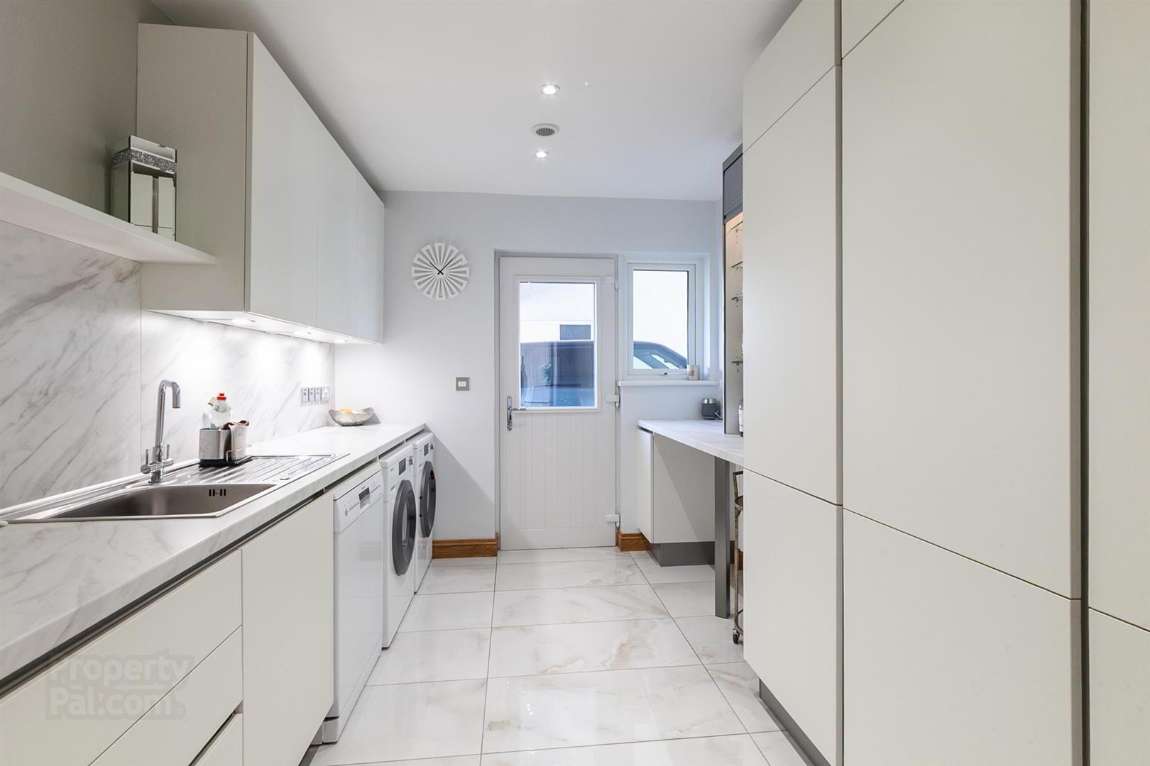 123 Lylehill Road 19 of 51