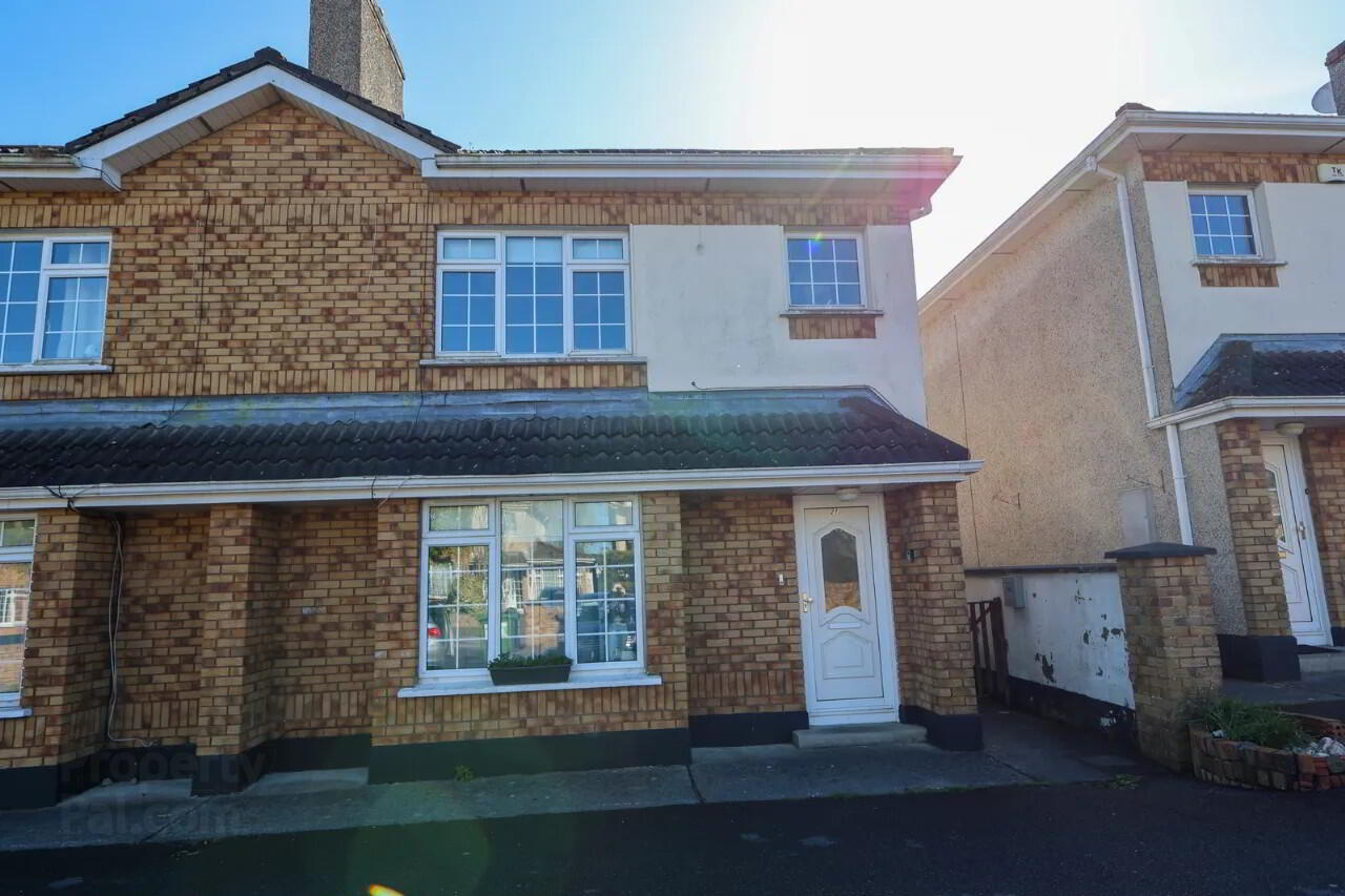 19 Ashefield 1 of 12