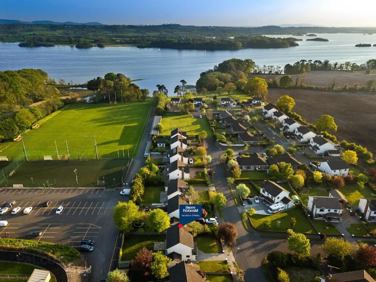17 Lakeview 3 of 34