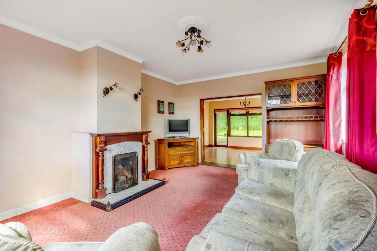 property description image