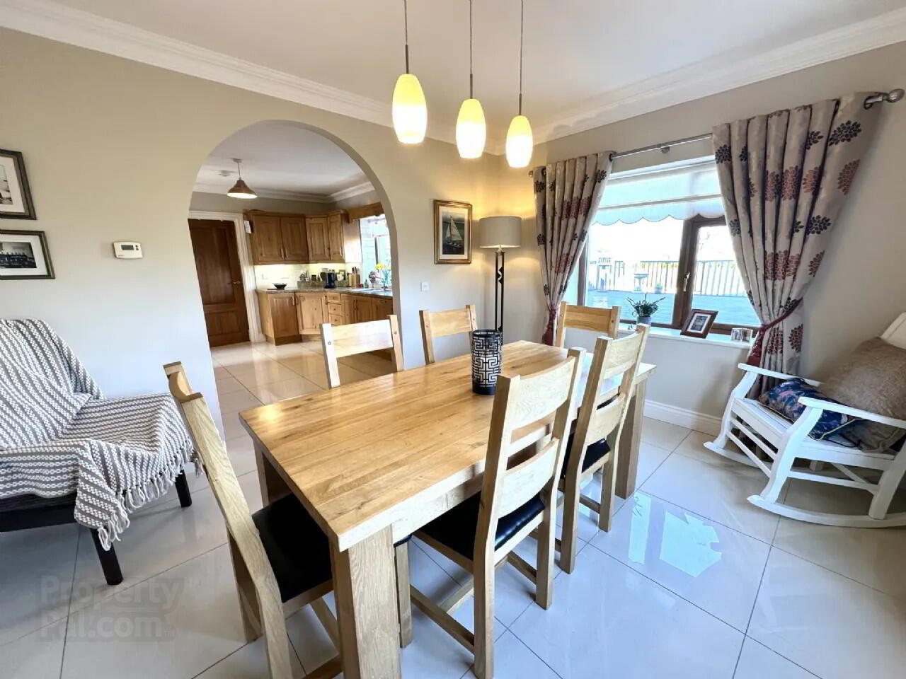 Glynsk House, Ballymoneen 8 of 54