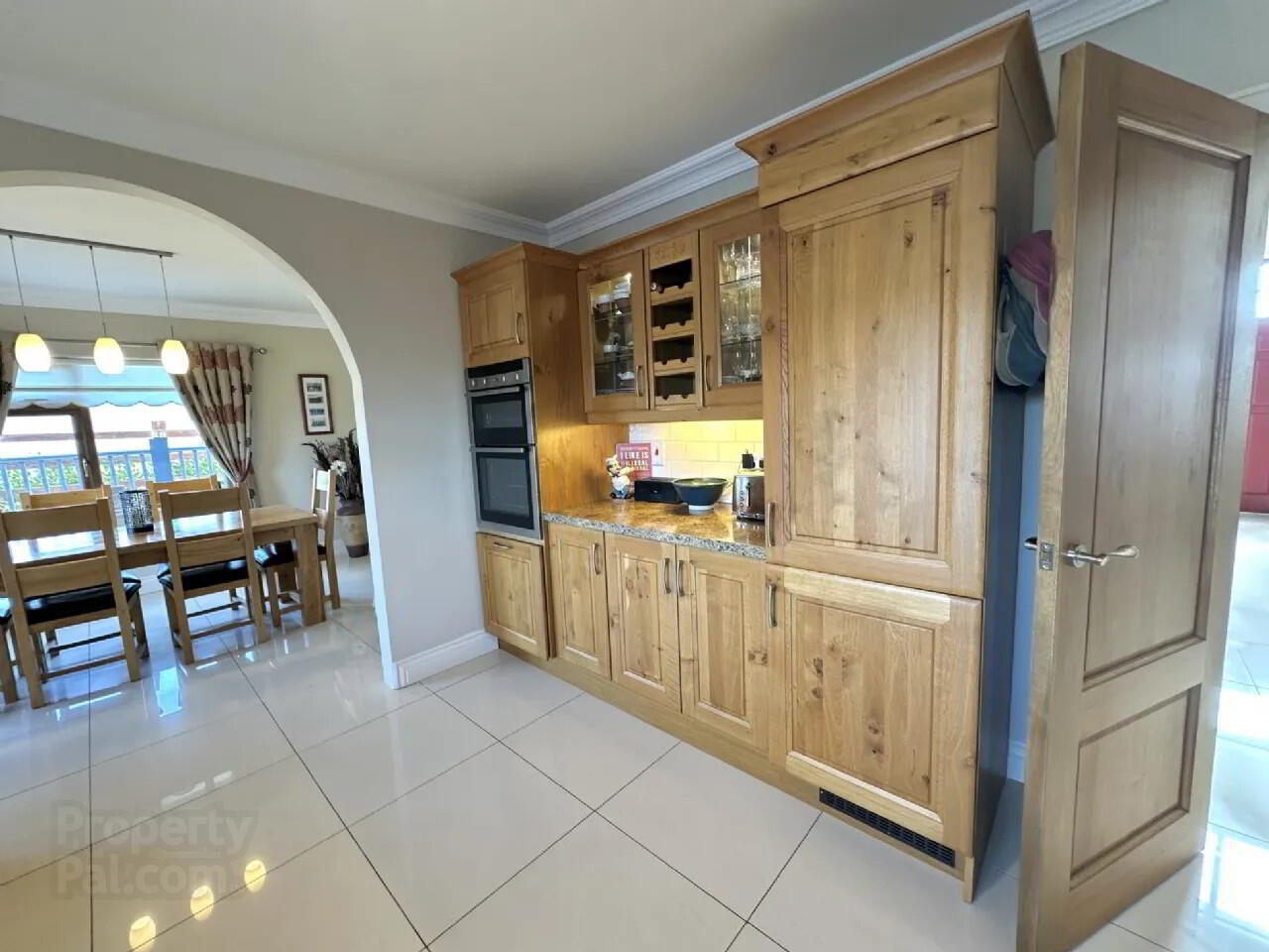 Glynsk House, Ballymoneen 10 of 54