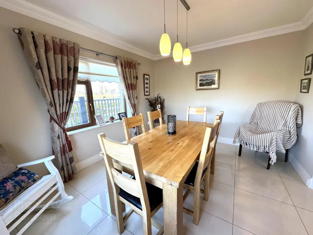 Glynsk House, Ballymoneen 12 of 54